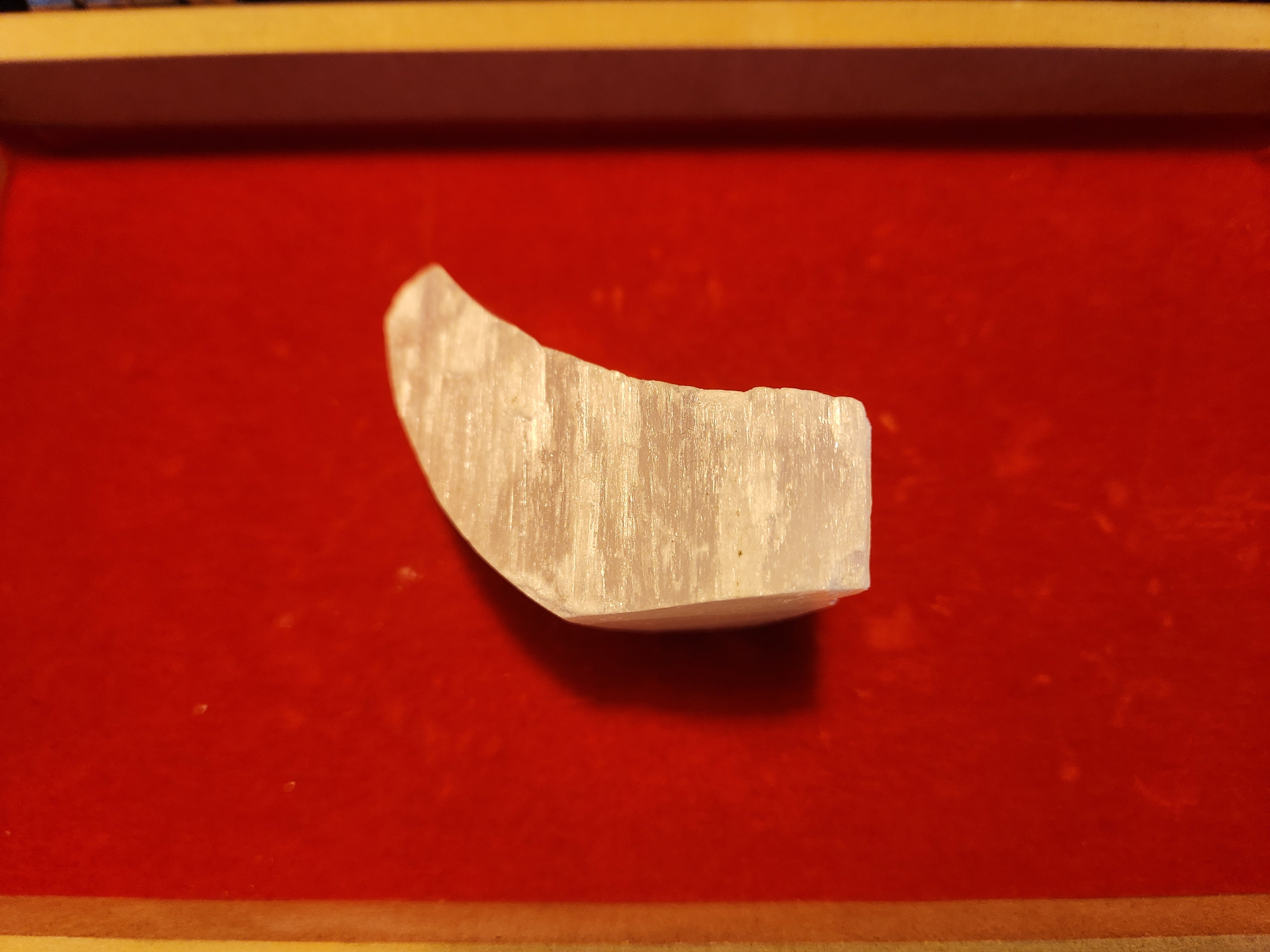 Sélénite – Pierre de lumière et d’élévation